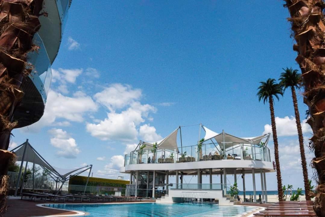 White Tower Mamaia Prestige Apartments Eksteriør billede