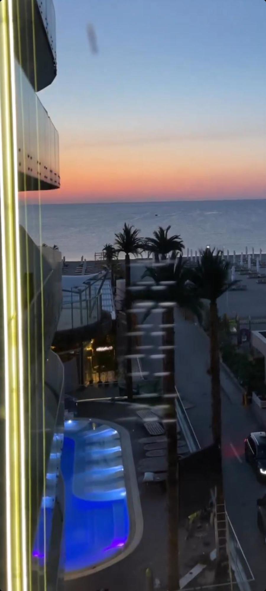 White Tower Mamaia Prestige Apartments Eksteriør billede
