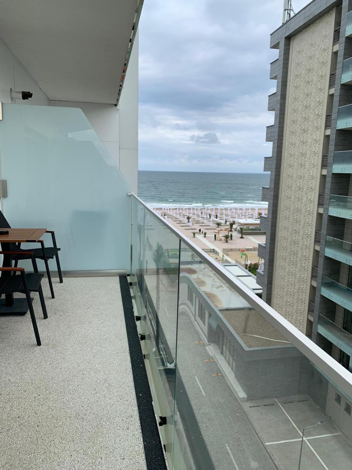 White Tower Mamaia Prestige Apartments Eksteriør billede